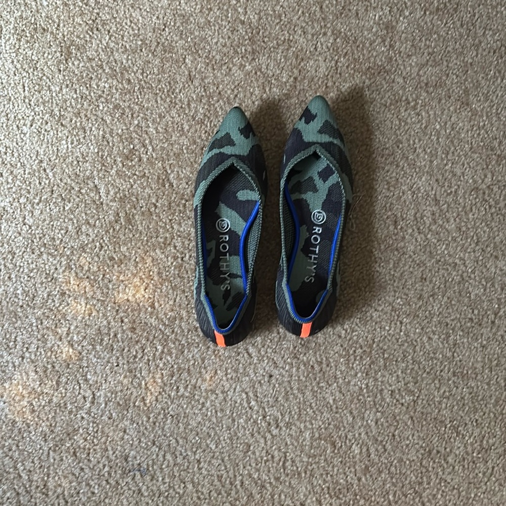EUC camo flats